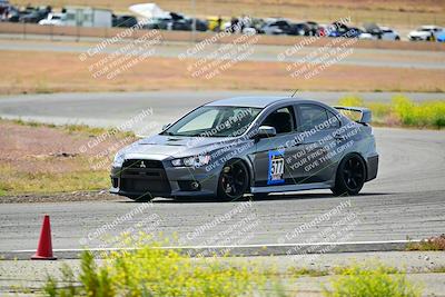 media/May-04-2024-Team Topak Racing (Sat) [[1dff1aa745]]/Inter Low 1/Session 2/